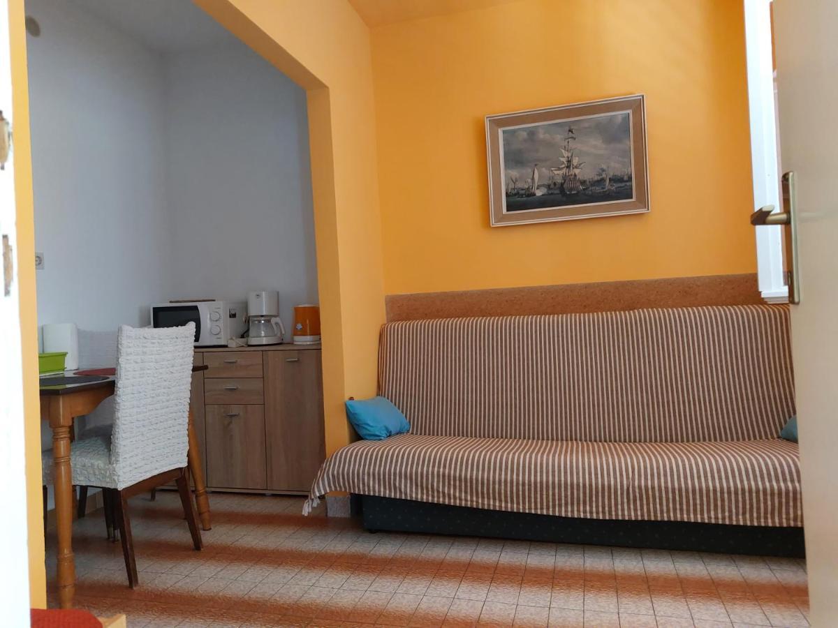 Apartmani Luka Baška Voda Dış mekan fotoğraf