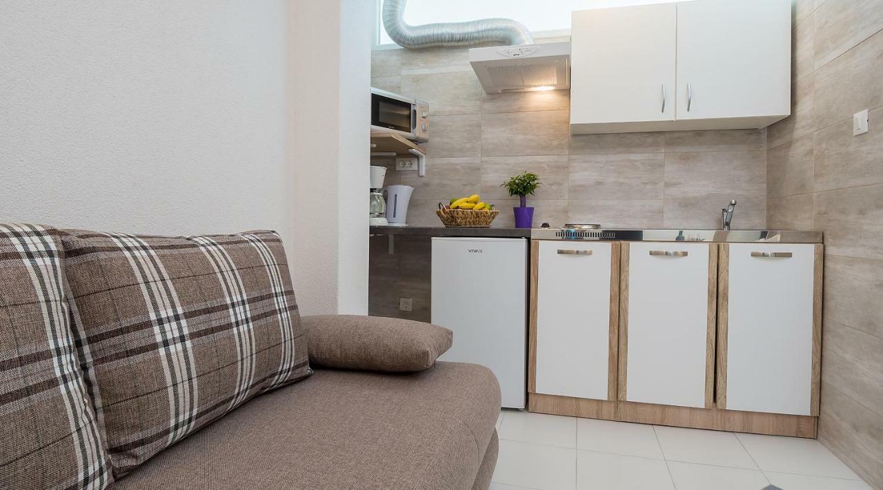 Apartmani Luka Baška Voda Dış mekan fotoğraf